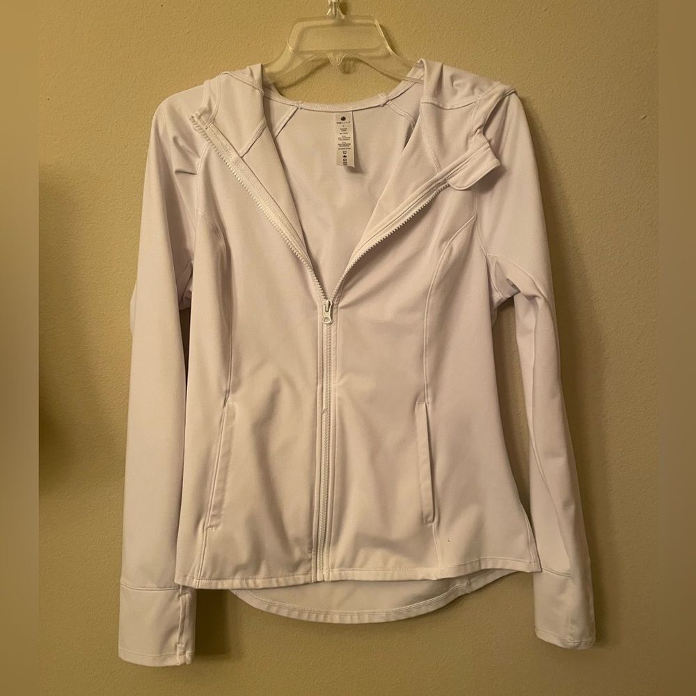 Women’s yogalicious zip front hoody size large